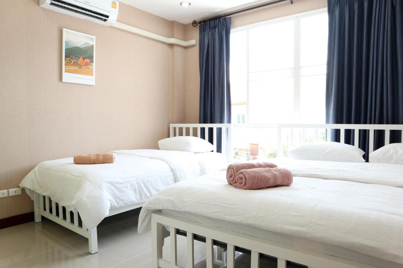 Modern Townhome At The Old City チエンマイ エクステリア 写真